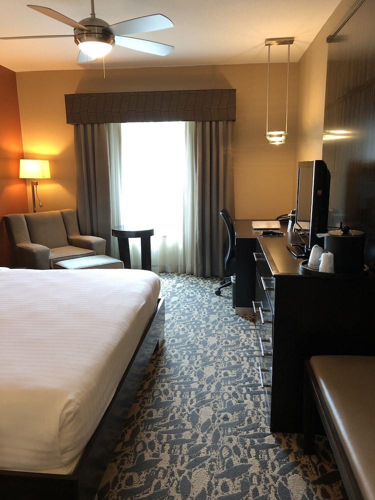 Holiday Inn Express & Suites North Dallas At Preston By Ihg Dış mekan fotoğraf