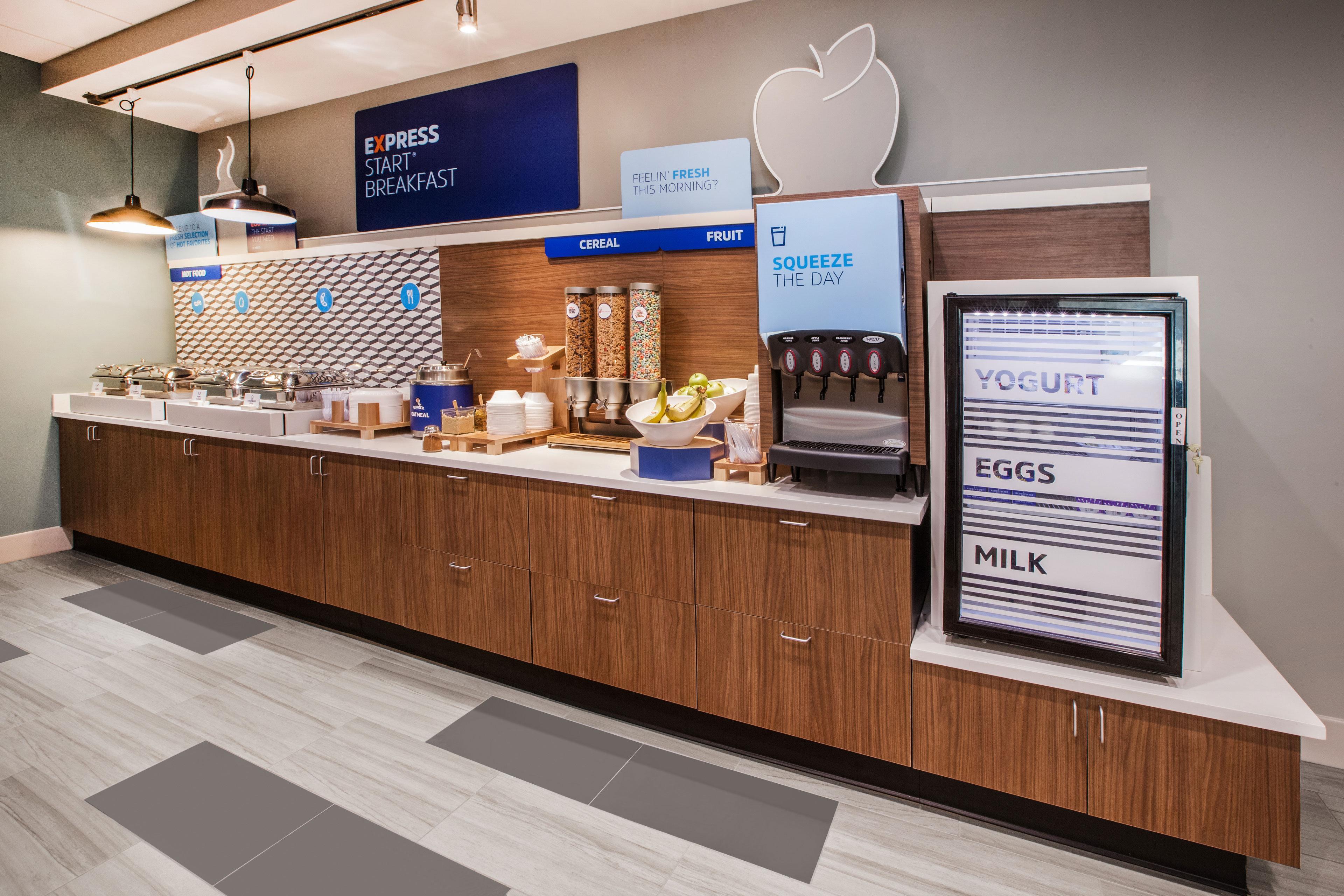 Holiday Inn Express & Suites North Dallas At Preston By Ihg Dış mekan fotoğraf