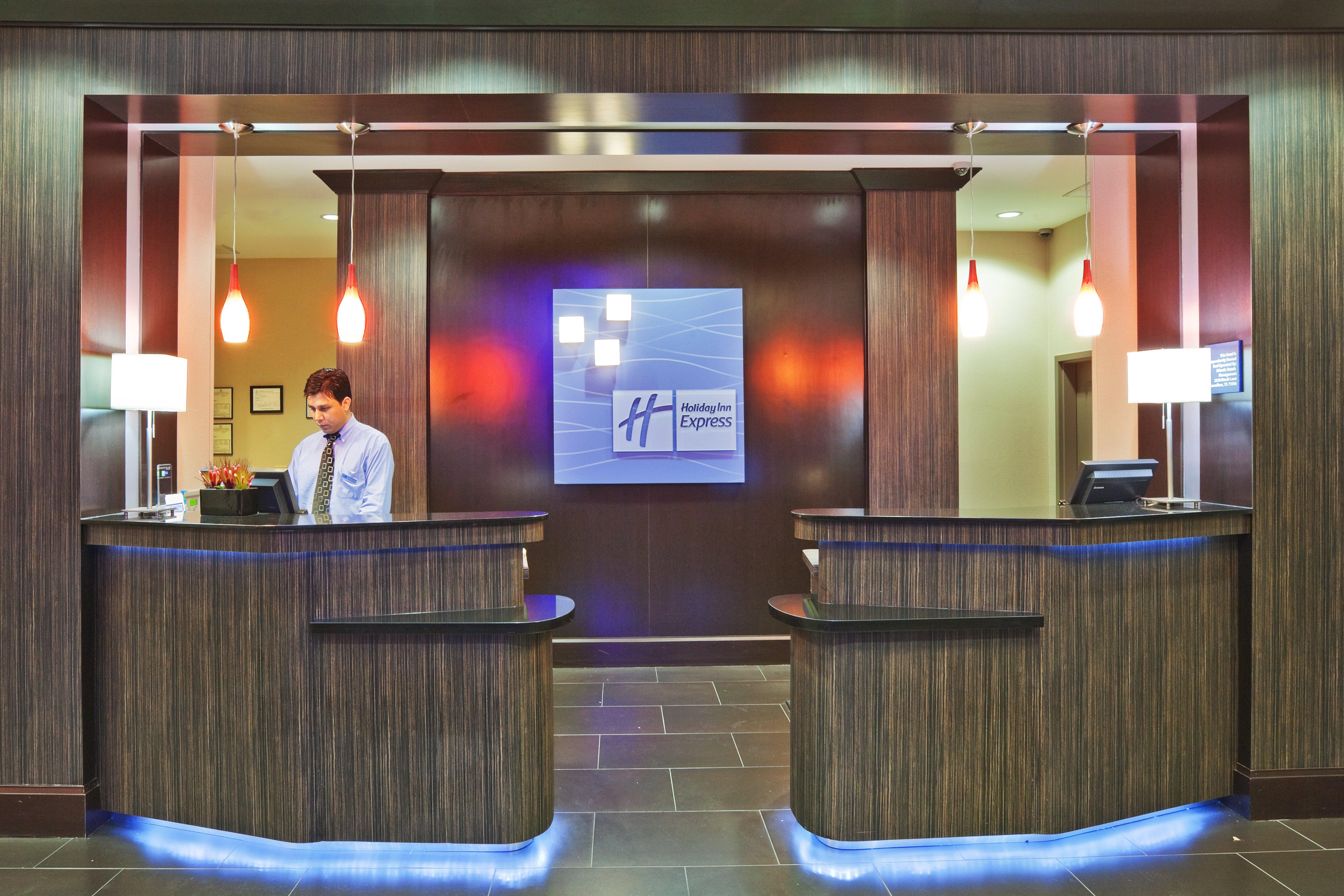 Holiday Inn Express & Suites North Dallas At Preston By Ihg Dış mekan fotoğraf