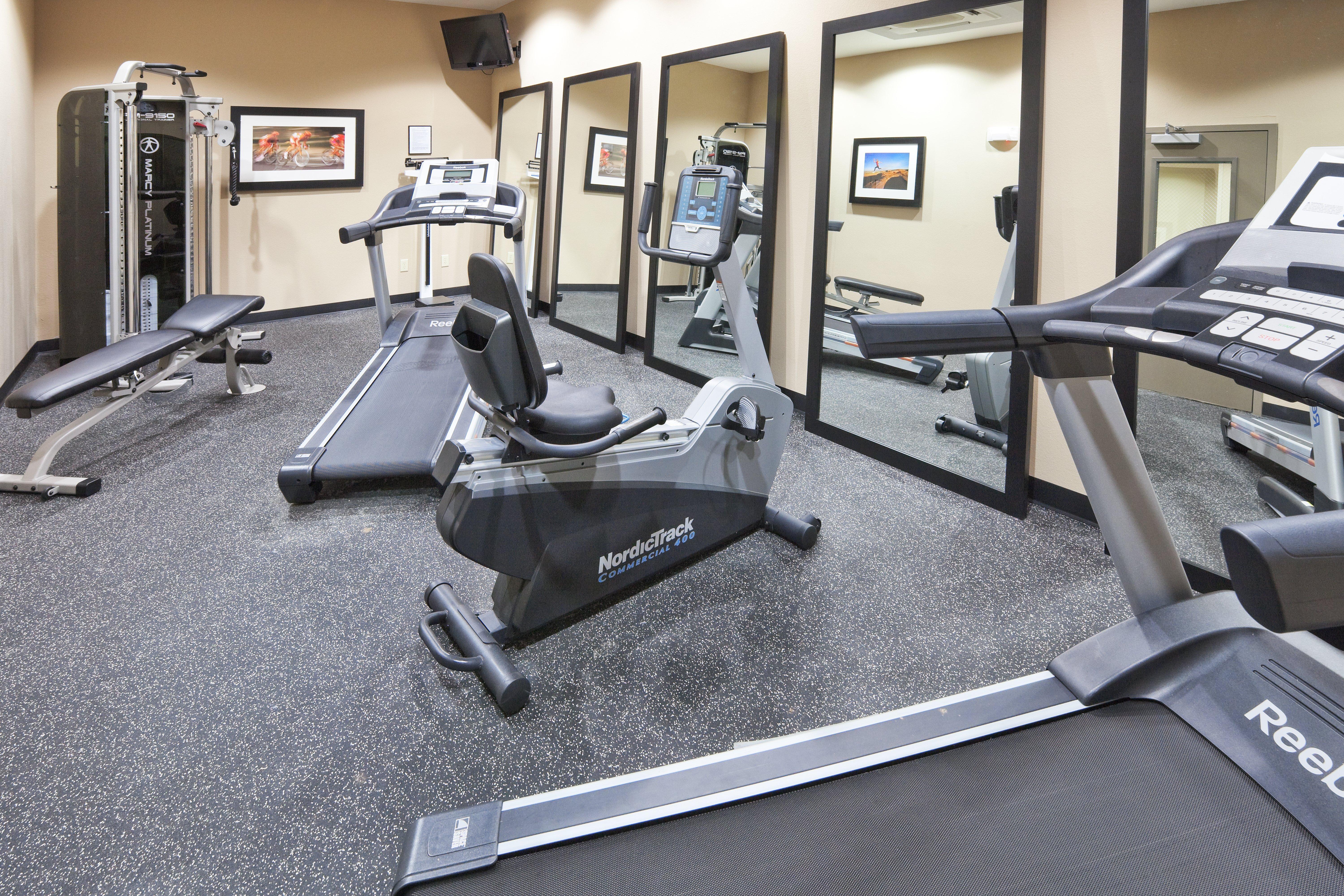Holiday Inn Express & Suites North Dallas At Preston By Ihg Dış mekan fotoğraf
